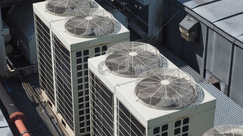 风冷螺杆冷水机与螺杆冷水机：本质区别与选型要点
