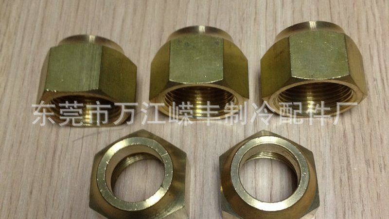 水冷螺杆冷水机：揭秘其工作原理与选型要点